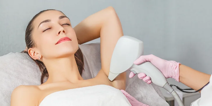 Laserová epilácia pre dámy: Horná pera, brada, podpazušie či bikiny