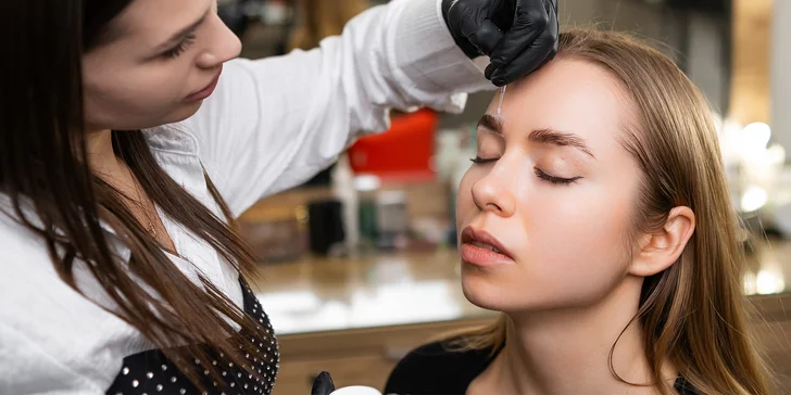 Kozmetické ošetrenia: Hydrabeauty alebo Oxygeneo či laminácia obočia v Lashes by Ess