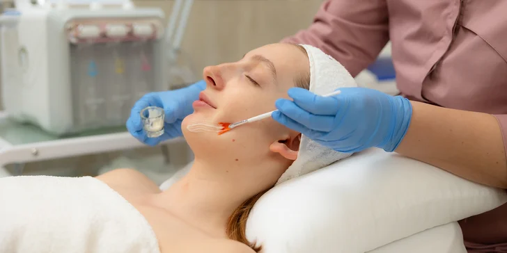 Kozmetické ošetrenia pre rôzne typy pleti, aj pre citlivú alebo trpiacu Rosaceou