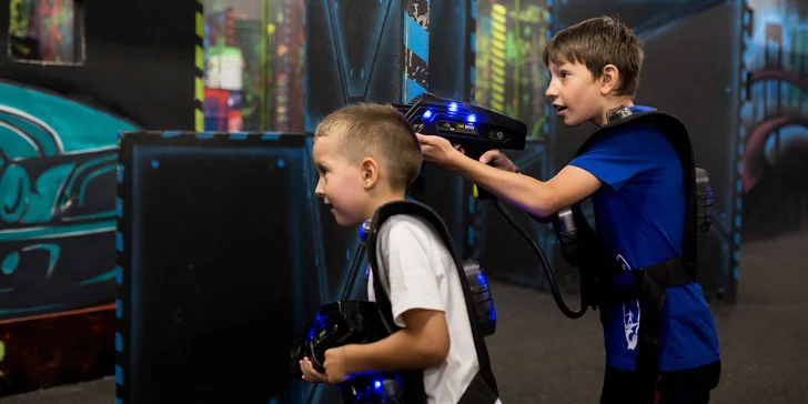 Laser Game v Steam Factory aj s pizzou, nápojom a žetónmi do FUN GAME