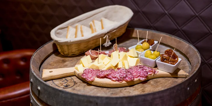 Tanier pre dvoch alebo otvorený voucher v hodnote 50 €