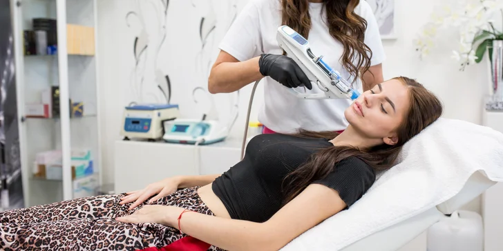 Jedinečné omladenie vlastnou plazmou: Drakula terapia v Scarlett clinic