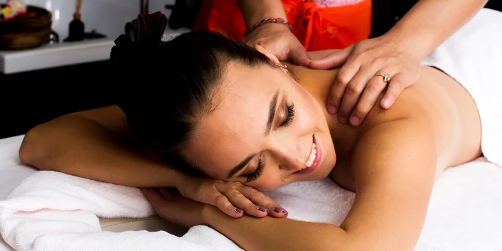 Ájurvédska masáž tváre, nôh alebo celého tela