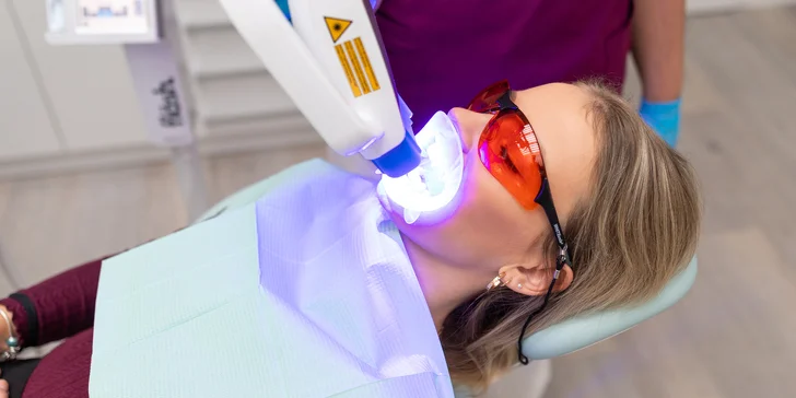 Profesionálne bielenie zubov Opalescence s dentálnou hygienou