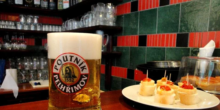 Tři piva Poutník 12° v hostinci u Daana