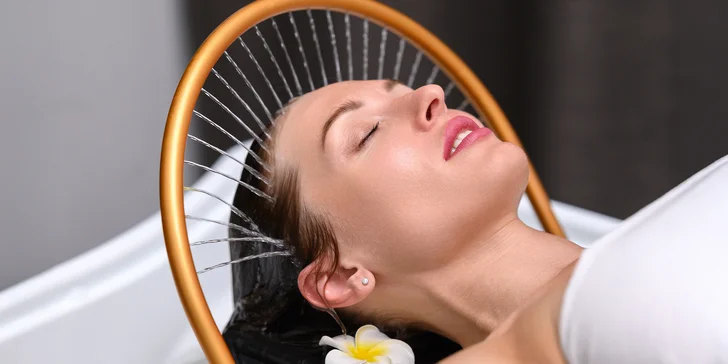 Head spa s krátkou masážou ramien a chrbta