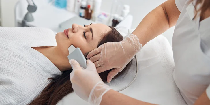 Pleťové ošetrenia LARENS: hĺbkové čistenie pleti alebo chemický peeling