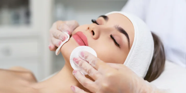 Tvárové ošetrenia: základné alebo vyživujúce čistenie pleti, wellness rituál či ošetrenie polynukleotidmi PDRN