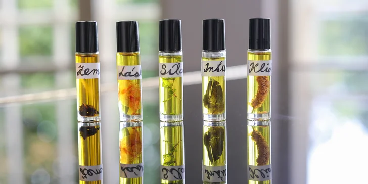 Valentýnský smyslový workshop parfémů: degustace i výroba roll-on olejíčků