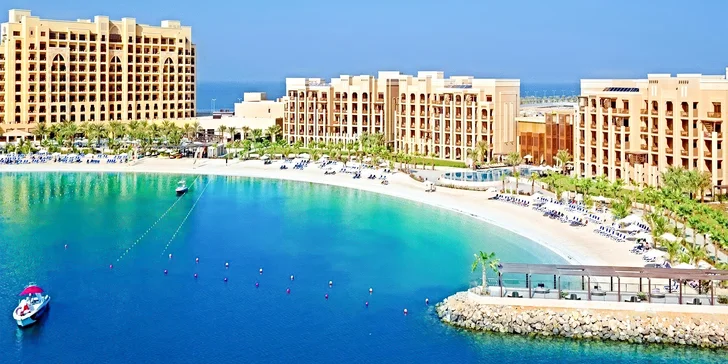 Emiráty letecky: Doubletree by Hilton Resort & Spa*****, all inclusive, 7 bazénů i animační program