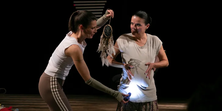 Vstupné na divadelní představení MaminkOFF, vč. navazující diskuze s psycholožkou