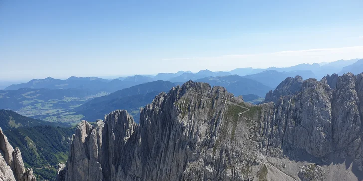 Vyrazte na výšlap například na vrchol Schoberspitze nebo Hochrettelstein. 
