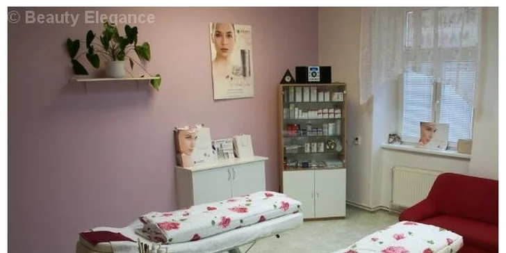 Luxusní balíček manikúry nebo pedikúry  