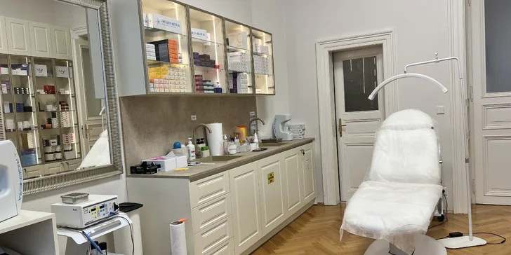 Klinika se nachází v samém srdci Prahy a nabízí širokou škálu moderních dermatologických a estetických ošetření.