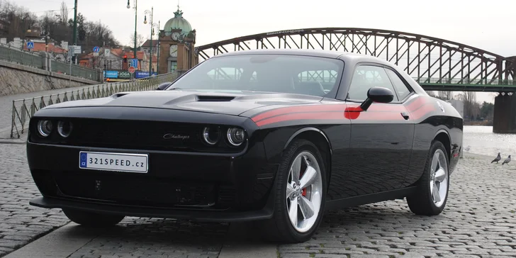 Dodge Challenger 5.7 HEMI