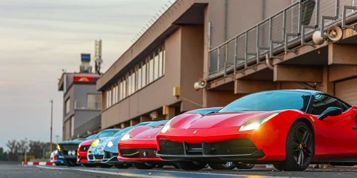 LAMBORGHINI HURACÁN a FERRARI 488 GTB