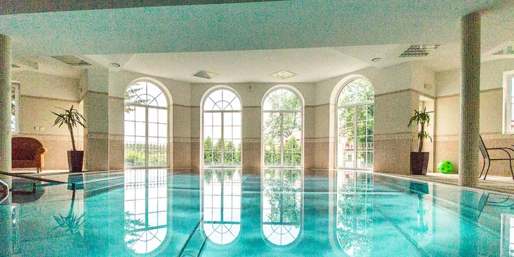 Využít můžete i neomezený vstup do krytého bazénu v partnerském hotelu Goethe Hotel Eagle.
