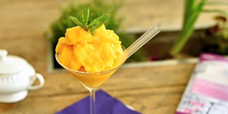 Tenhle lahodný sorbet je vyrobený ze sladkého červeného manga. 
