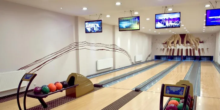 Za príplatok si môžete zahrať bowling.