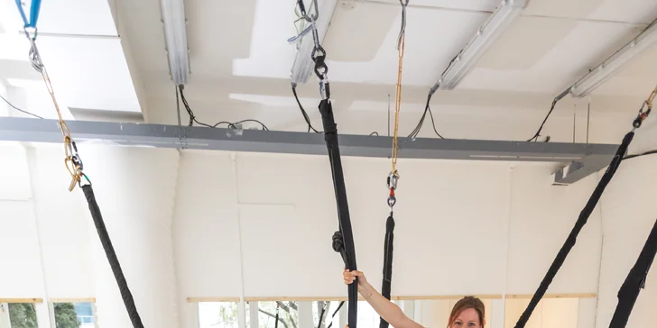  Jediné, co k zábavnému cvičení bungee workout potřebujete, je pohodlné oblečení a dobrá nálada.