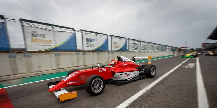FORMULA 4 TATUUS