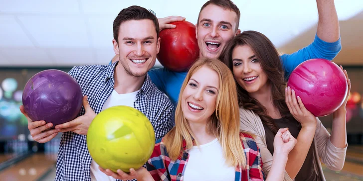Všechny kuželky k zemi: Hodina bowlingu až pro 6 osob