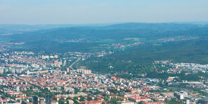 Z výšky budete obdivovat hrad Špilberk.