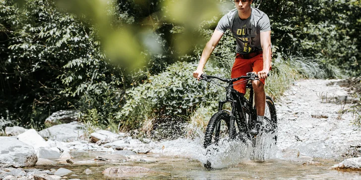 Milovníkov cyklistiky určite potešia značené trasy v okolí a možnosť požičania bicyklov priamo v hoteli.