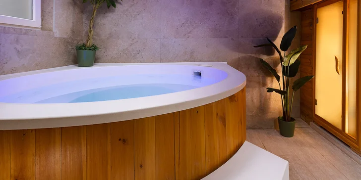 Bývať budete v hoteli s wellness, do ktorého máte neobmedzený vstup.