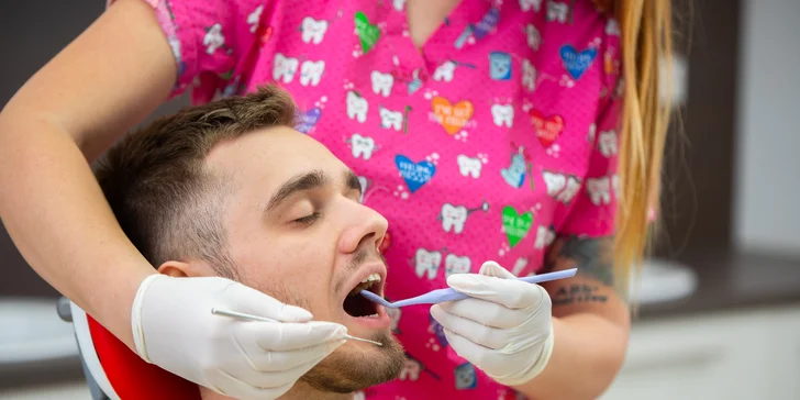 Vyhnite sa bolesti zubov absolvovaním pravidelnej dentálnej hygieny!