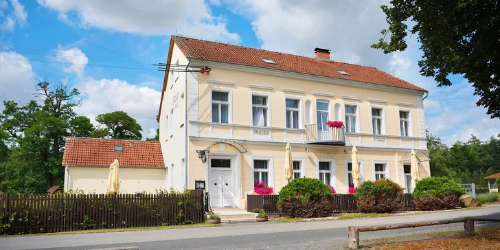 Príjemný penzión pri Orlíku: bez stravy alebo so stravou, vonkajší bazén, záhrada aj športové vyžitie