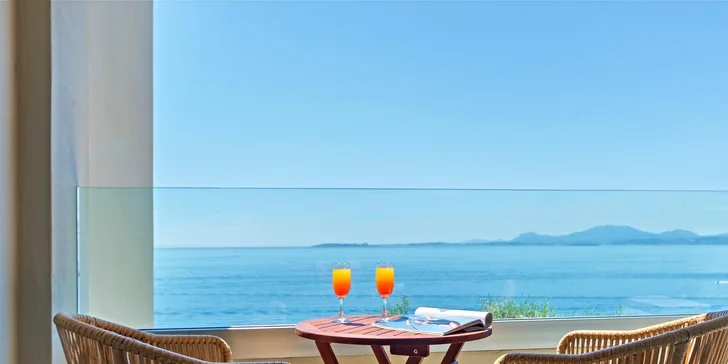 Každý pokoj má balkon nebo terasu. 