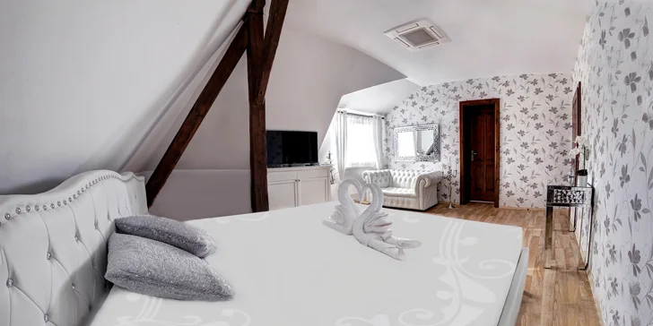 Tillerova vila je jako stvořená pro strávení romantického pobytu ve dvou. Foto: Deluxe white č. 11.