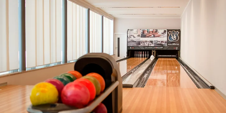 V hotelu si můžete zahrát bowling nebo adventure golf.