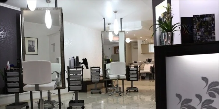 STUDIO HOLLYWOOD