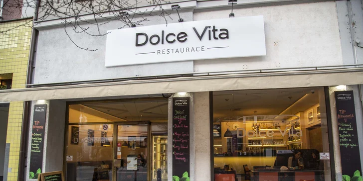 Příjemnou restauraci najdete přímo na pěší zóně.