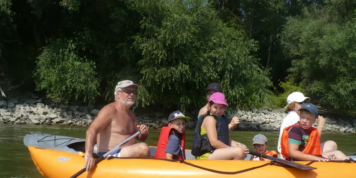 Tábor povedú zodpovední vedúci – športovci venujúci sa vodným športom (kanoistika, kajak, raft, splavy