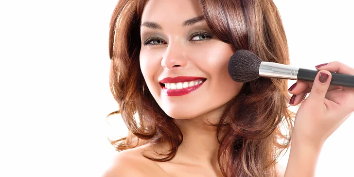 Exkluzívny kurz sebalíčenia - každé ráno make up ako od profesionála