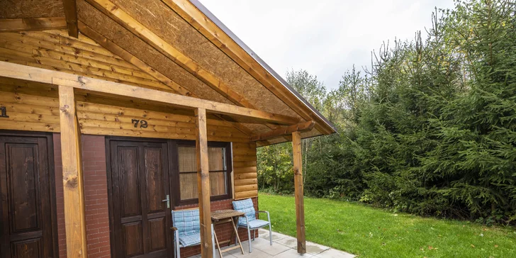 Za příplatek si můžete dopřát bungalov s vlastní koupelnou a toaletou.
