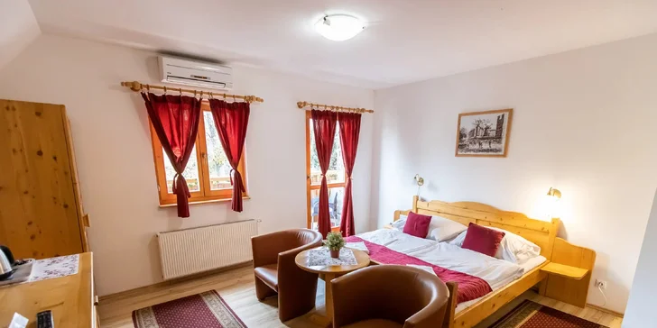 Odpočívat budete v pohodlných pokojích se soukromou koupelnou.