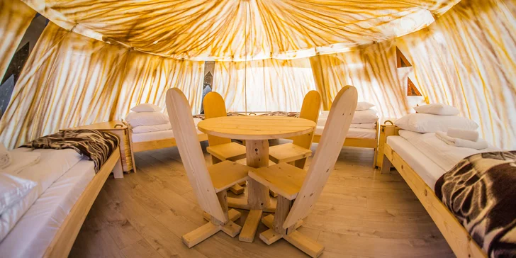 Teepee mají 4 samostatné postele.