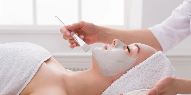 V salóne Maison d´Aria Beauty na vás čakajú 2 starostlivo zostavené kozmetické ošetrenia, vďaka ktorým účinne zabojujete s ochabnutou či mdlou pleťou bez života.
