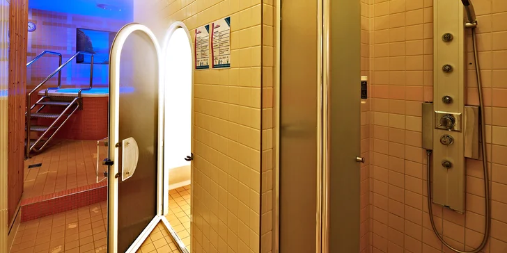 Užijete si také whirlpool a masážní sprchy.