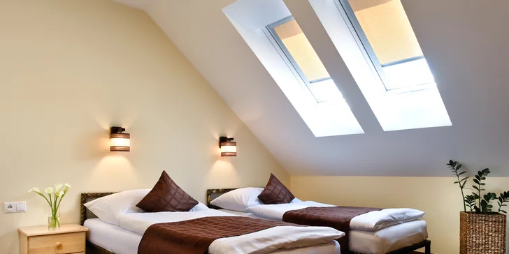Apartmán v Dependance u Žrebce má 4 lůžka a samostatný obývací pokoj.