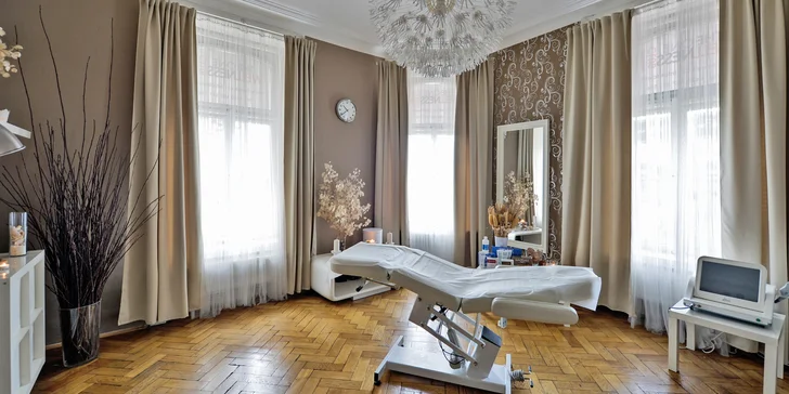 Ošetření trvá 40–50 minut a příjemně si při něm odpočinete.