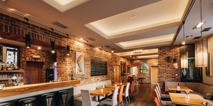 V holešovickém Salut Restaurant si na začátek dne rozhodně stěžovat nebudete.