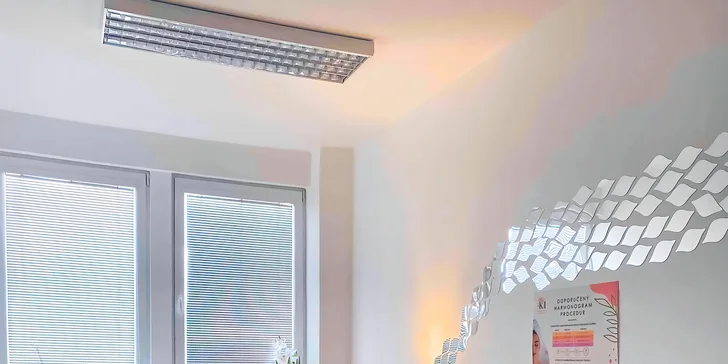 V nabídce je indická masáž hlavy, masáž nohou i masáž zad a šíje. 