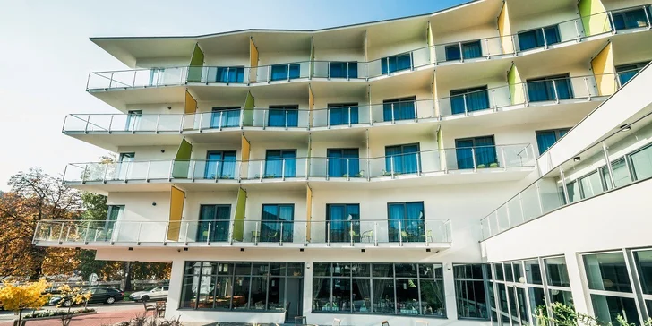 Čaká vás špičkový wellness, rozmaznávajúce kúpeľné procedúry i skvelá gastronómia