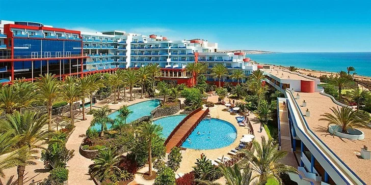 Moderní hotel se nachází v oblíbeném letovisku Costa Calma.