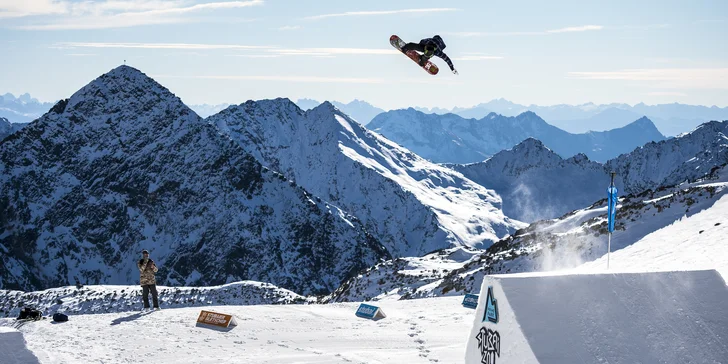 Stubai návštěvníkům poskytuje celkem 64 km sjezdovek vhodných jak pro rodiny s dětmi, tak i pro náročnější lyžaře. (Copyright Stubai Gletscher)

